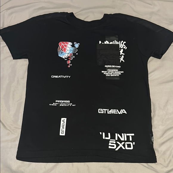 Modern Black Short Sleeve Tee with Graphic Prints - Picture 1 of 6